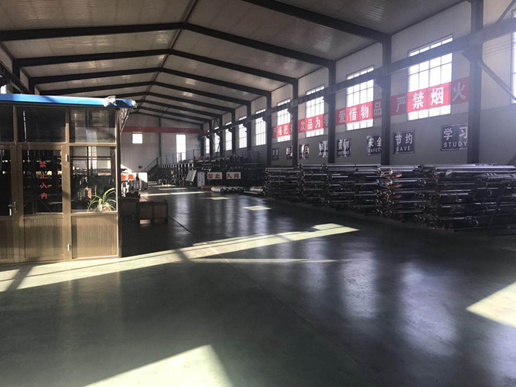 Good Quality Full Automatic NC Computer Thin Knife Slitting Machine