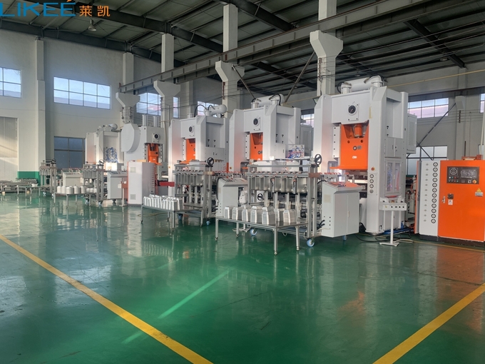Convenient Mould Change 12000 pcs /hour Aluminium Foil Food Container Making Machine