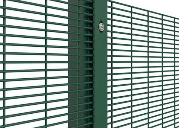 Quality Railway Station 690N/M2 Barbed Wire Mesh Fencing 2200mm High for sale