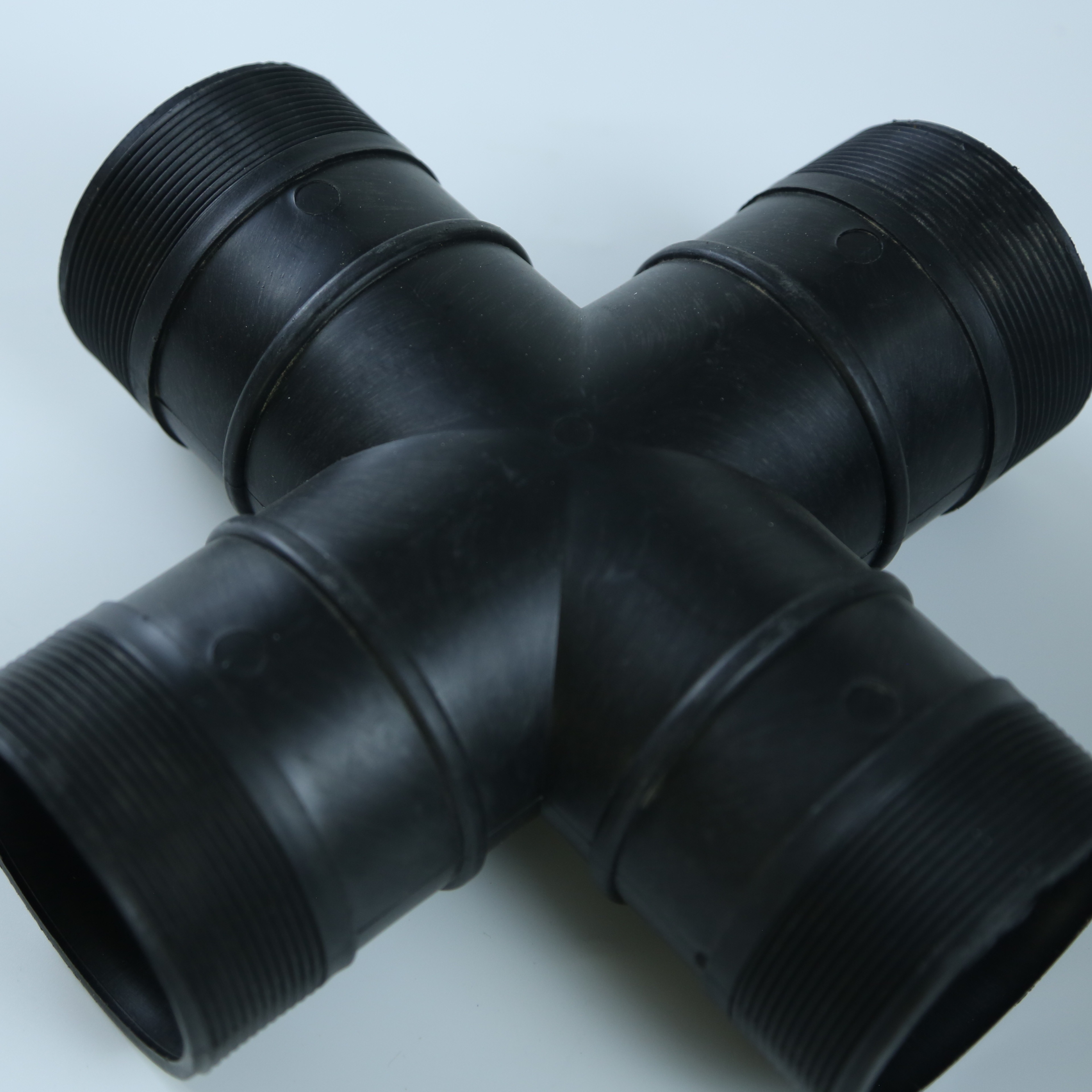 Corrosion Resistant Water Belt Tee With Drip Irrigation Cross Way UV Resistant