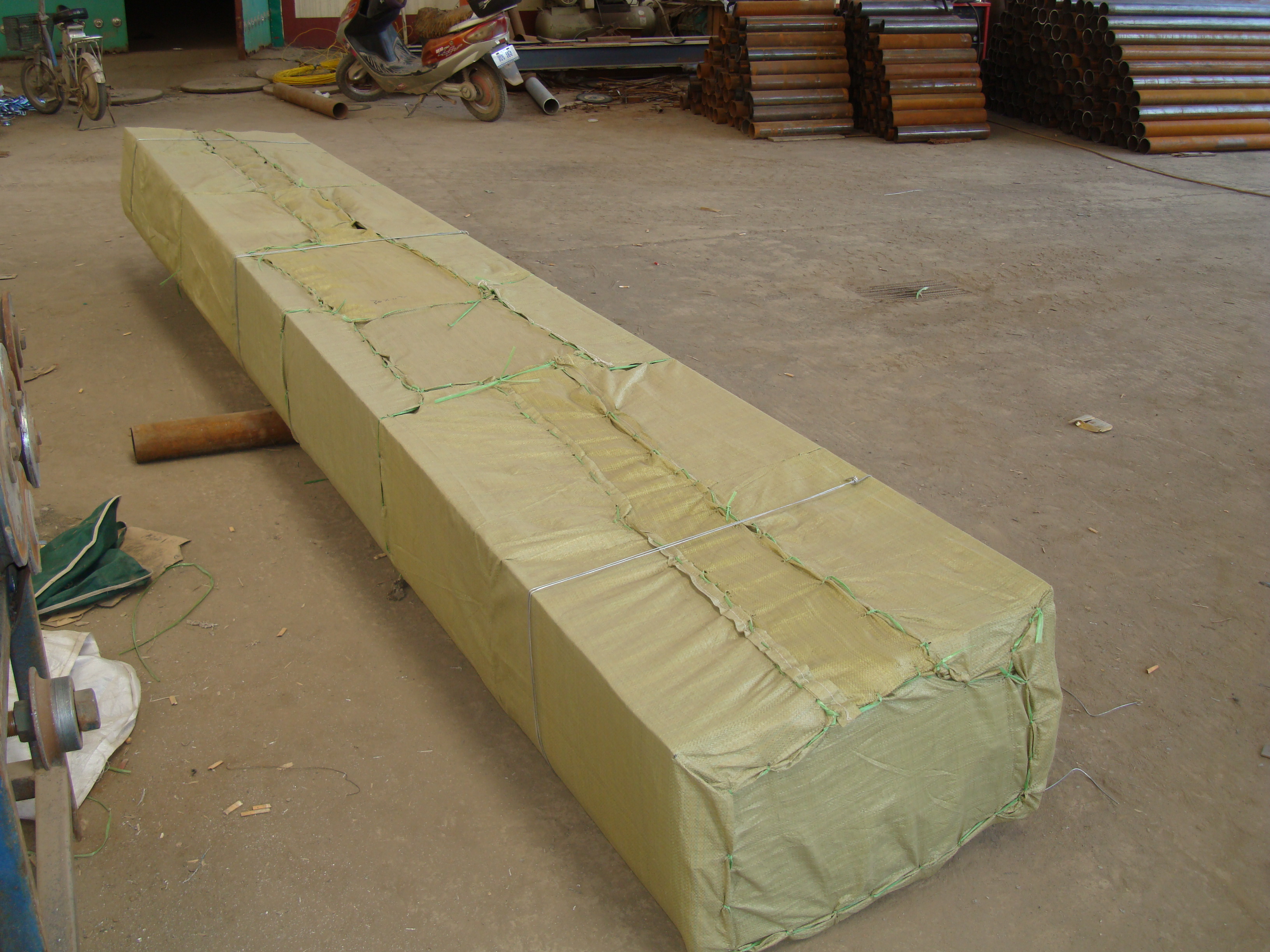 Custom Color Steel Highway Corrugated Beam Curved Guardrail with Q235 Q345 Material