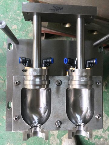 Fully automatic Pet mineral water bottle blow molding machine 2,4,6 cavity high speed high quality