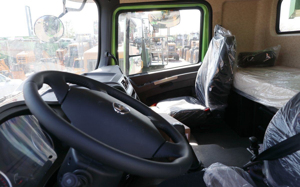 Delong X3000 Elite 430hp 6X4 Heavy LNG Tipper Dumper Truck 5.8m