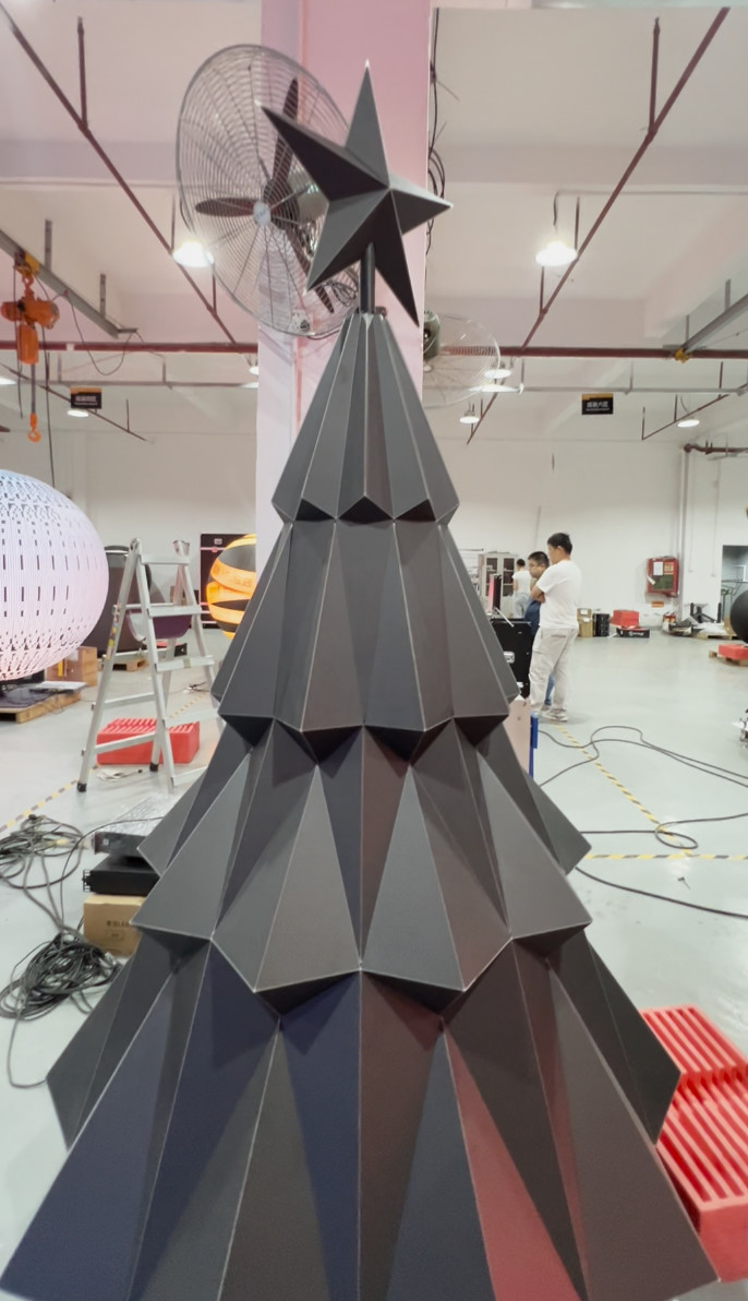 P1.5 GOB Creative LED Display Christmas Tree Screen for Shopping Mall Stores Hotels