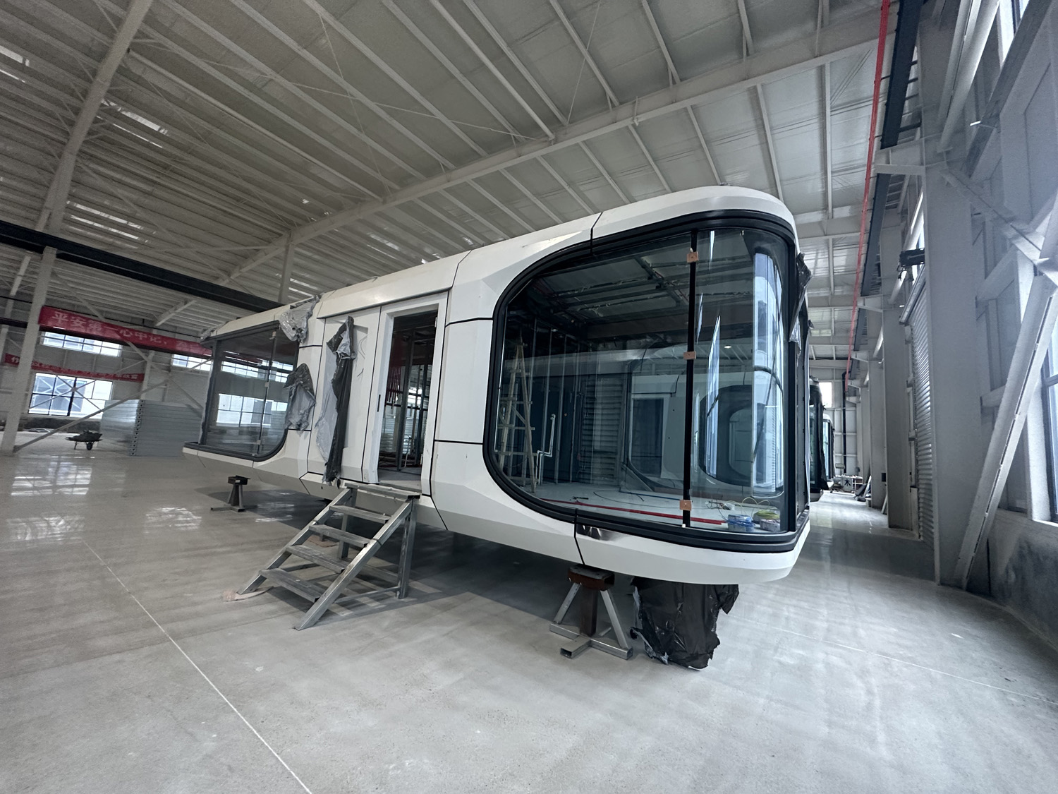 Luxury Mobile Hotel Home Stay Resort Building Prefab Vessel Capsule Cabin