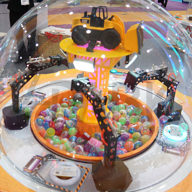 Four Players Audit Memory Amusement Game Machines , Kids Arcade Candy Claw Machine