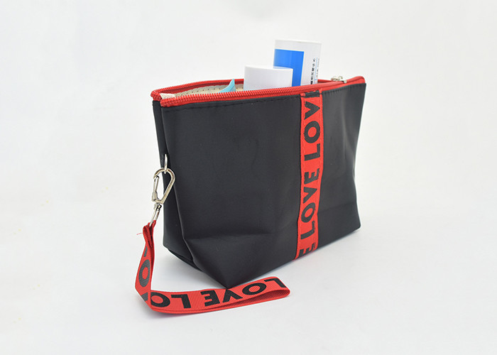 Low Moq Cheap Cosmetic Bags , Polyester Cosmetic Organizer Bag For Girls