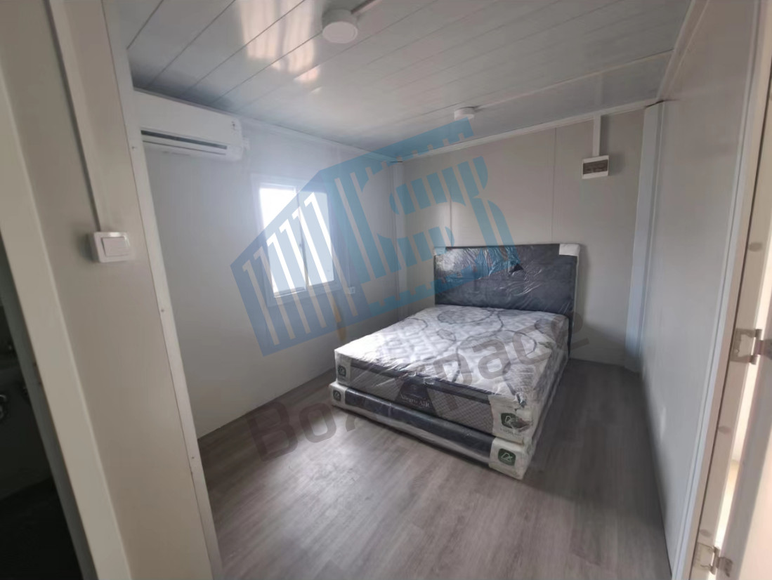 Flat Roof Modular 2 Bedroom Container House High Durability