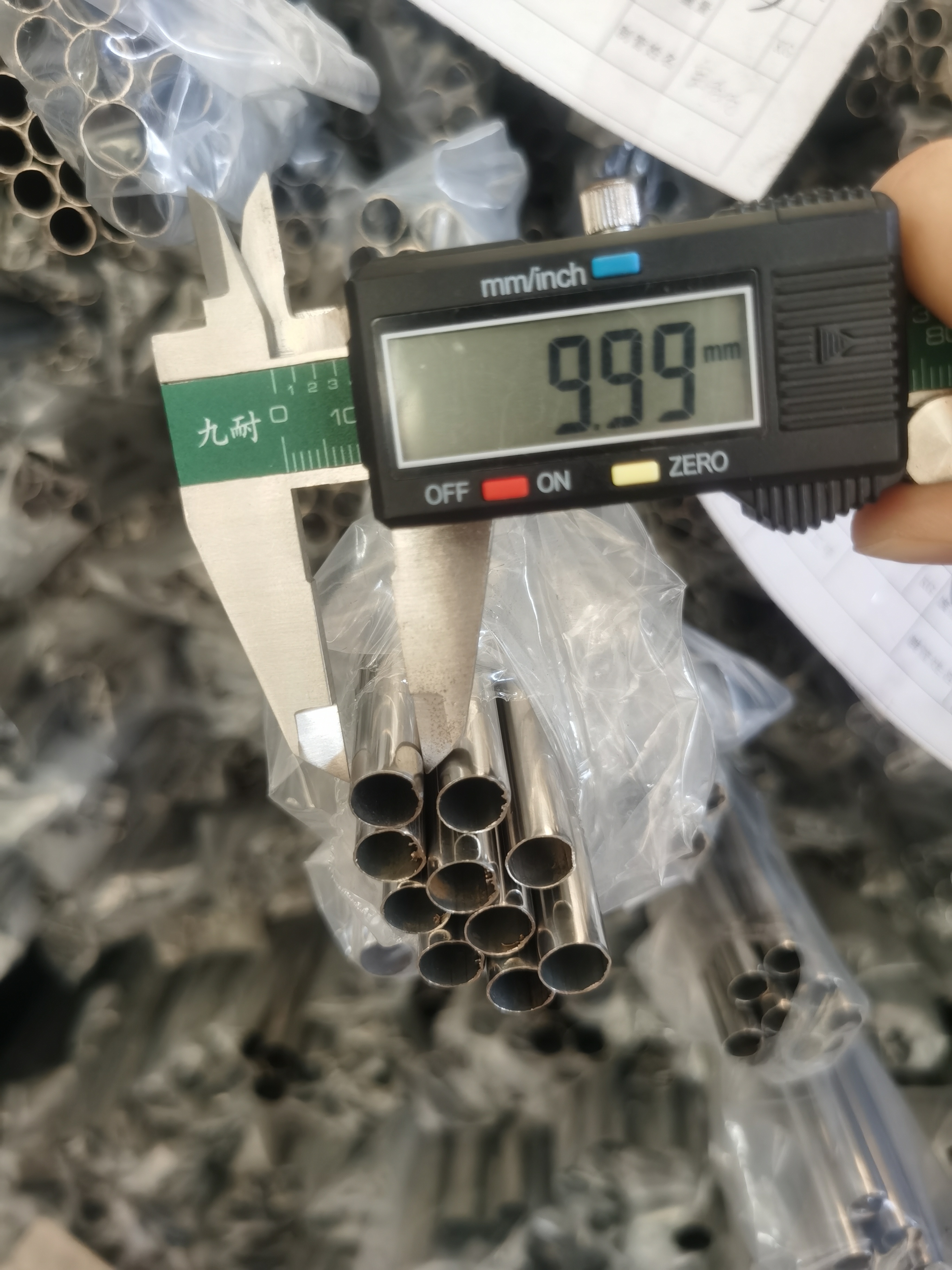 JIS Standard 316 Stainless Steel Tube Custom Seamless Pipe SS 304