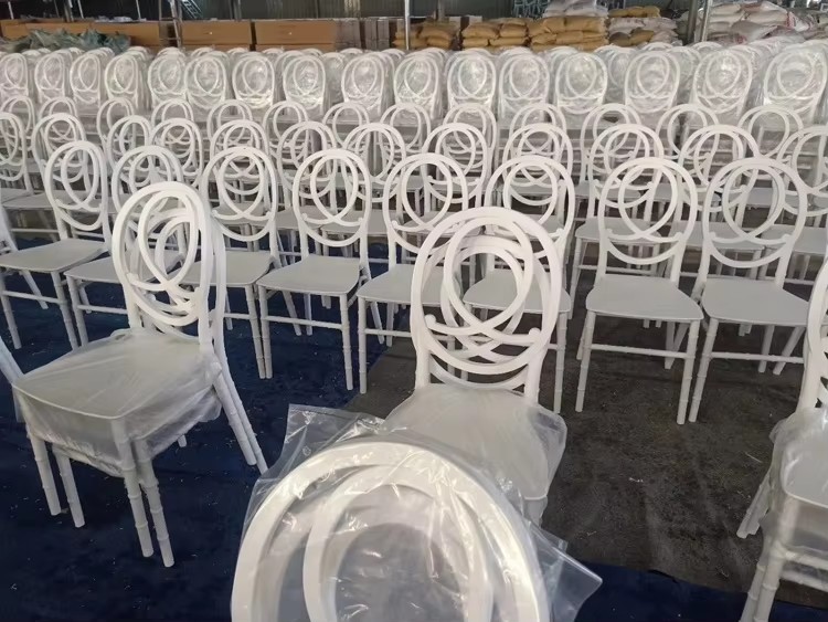 Gold Stacking Banquet Chairs Plastic Banquet Hall Chairs Wholesale