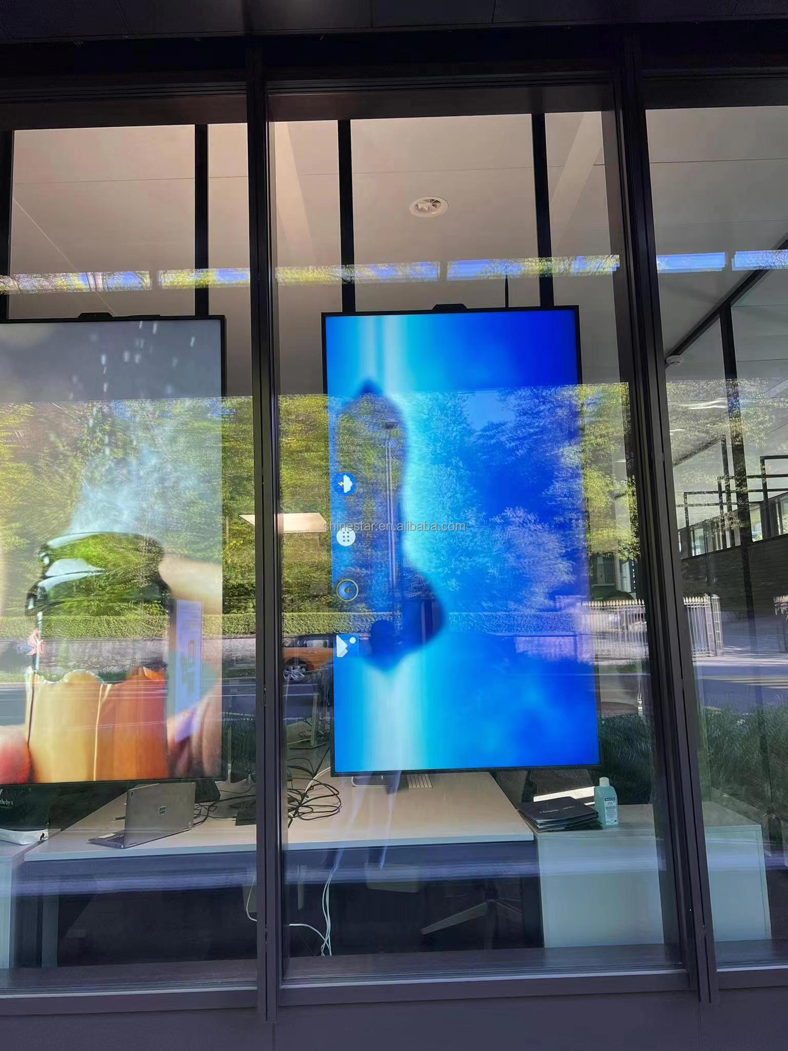 Android Linux Win10/11 OS UHD 65" inch LED LCD digital signage with high brightness upto 3500nits