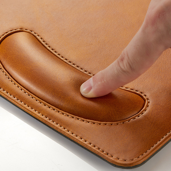 10W Mouse Pad Wireless Charger With Wrist rest