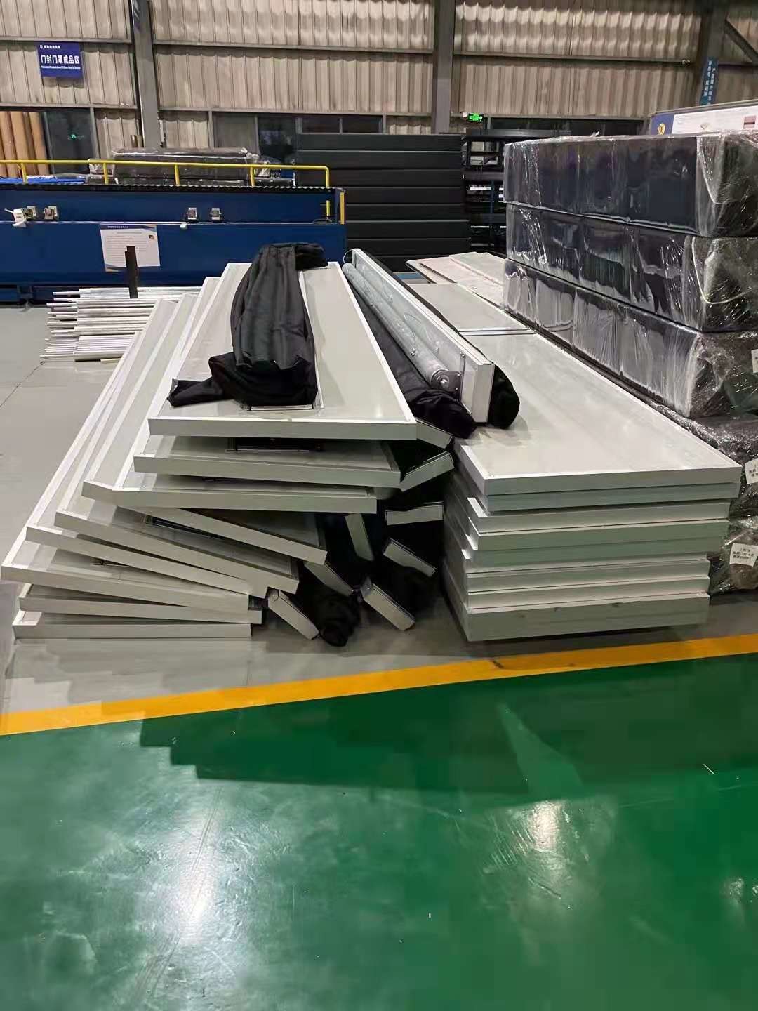 Adjustable Inflatable RAL9003 Loading Dock Seals For Logistics Warehouse Or Loading Bays