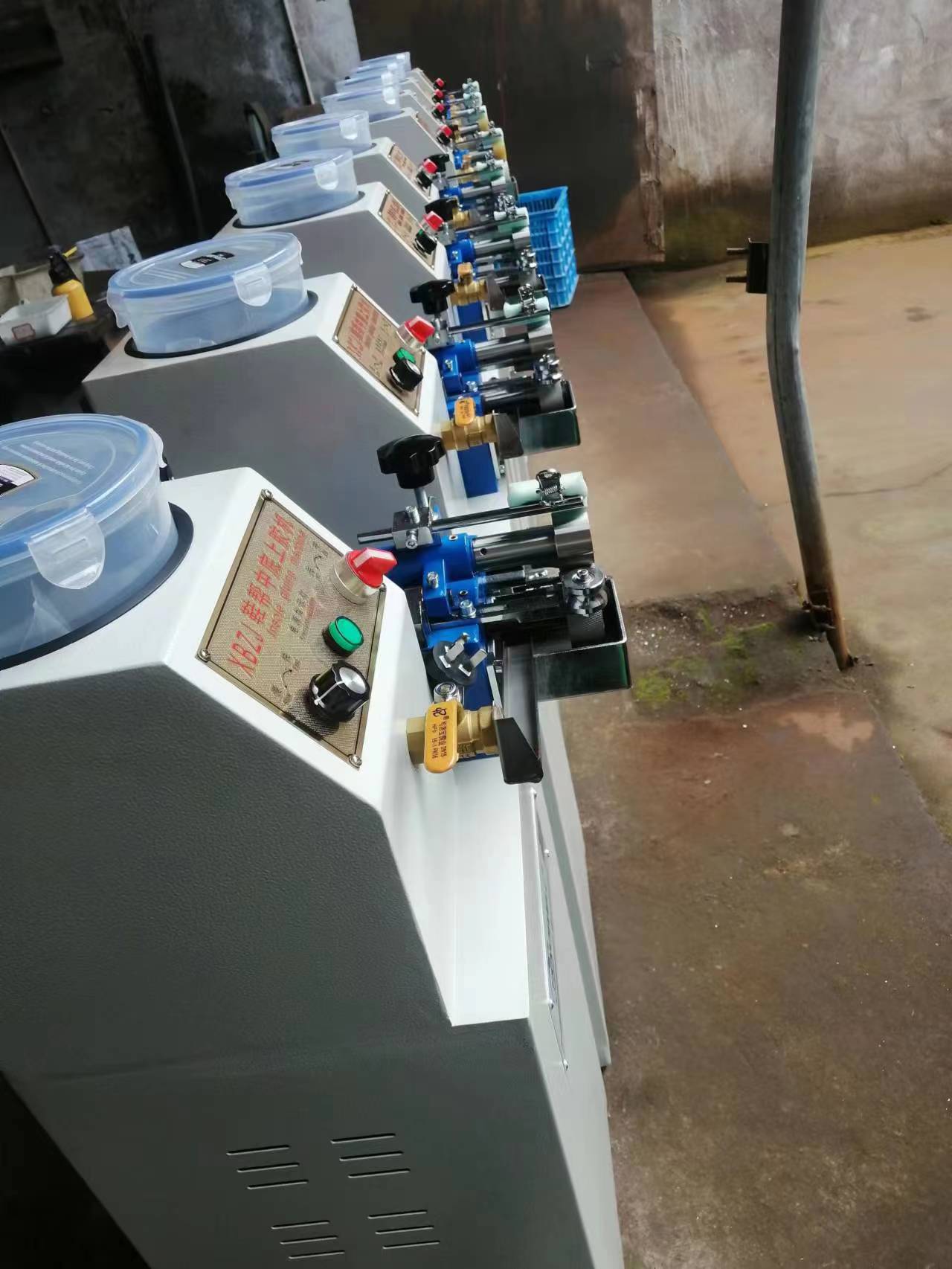 Intelligent Insole Automatic Latex Gluing Machine Adjustable Speed Leather Pasting Machine