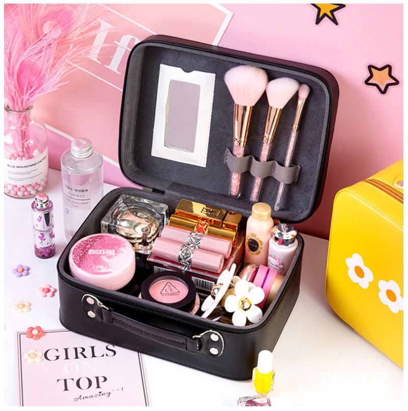 Multi Purpose Cosmetic Make Up Case For Weekend Trip