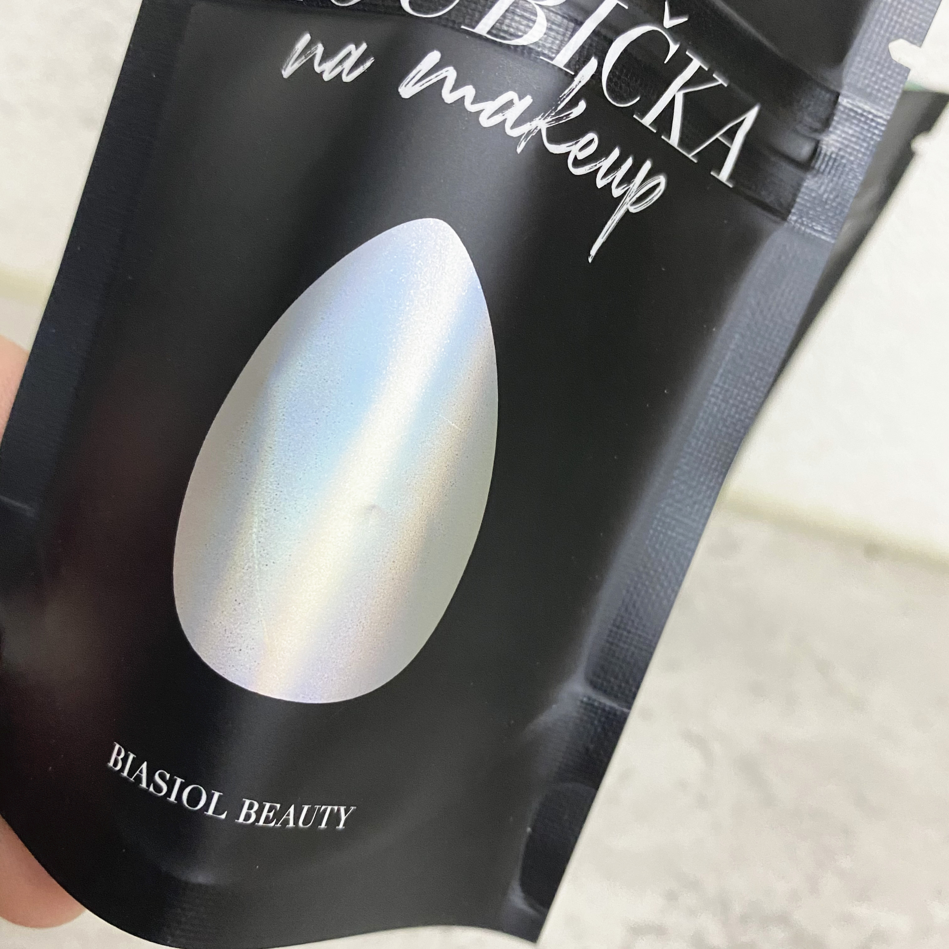 Gravure Printing Custom Stand Up Pouch Holographic Foil Beauty Sponge Packaging
