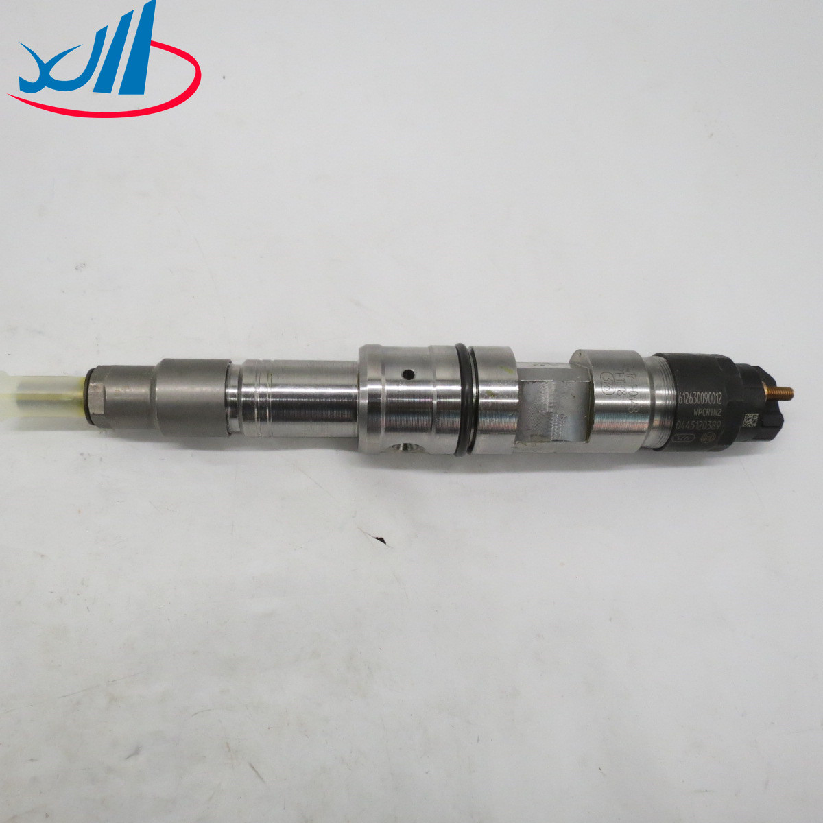 Heavy Duty Truck Parts Rail Fuel Injector 0445120389 612630090012