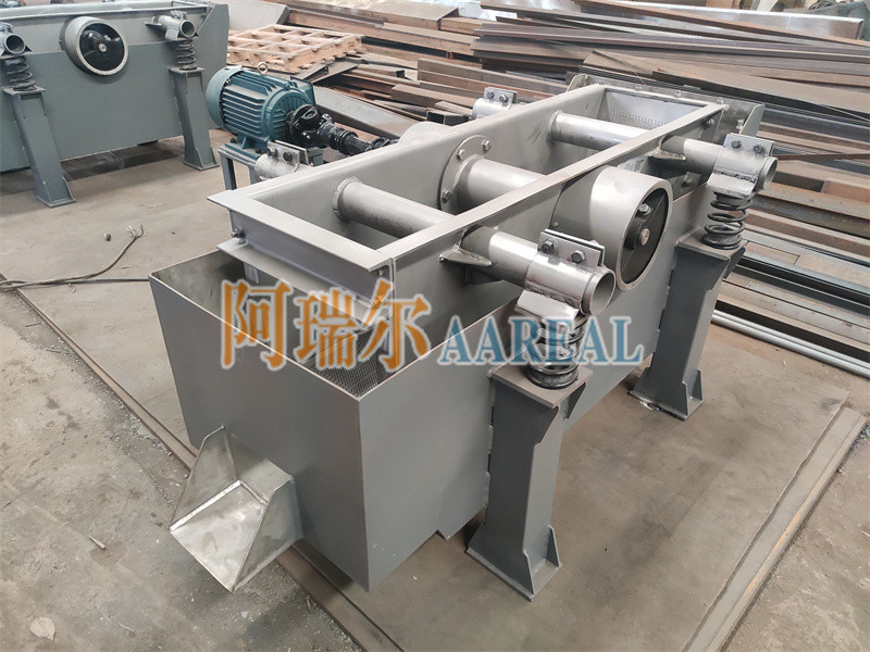Stainless Steel 316L High Frequency Vibrating Frame Flat Vibrating Screen Machine For Paper Pulp Filtration