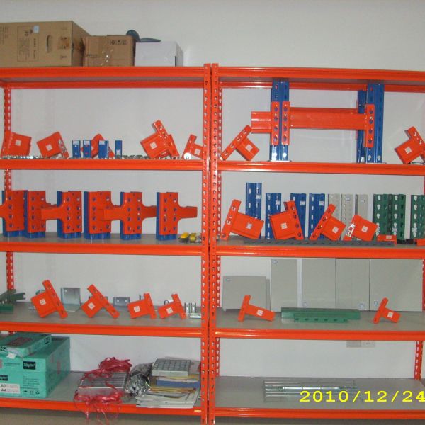 Durable 100kg Capacity 5 Tier Metal Storage Rack Shelf With Adjustable Shelves