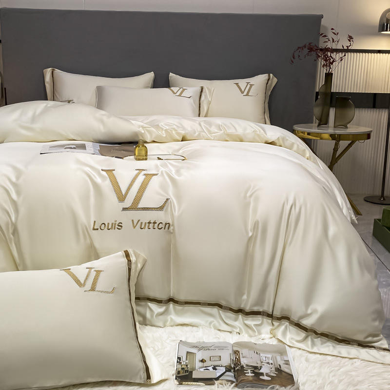 Vintage Luxury Washed Cotton Silk Embroidery 4 Pcs Bedding Set King Size Comforter Set