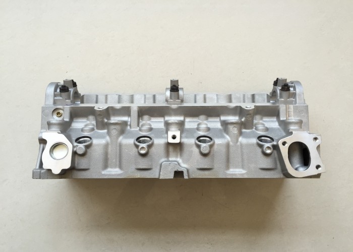 Aluminum PEUGEOT Car Engine Cylinder Head 0200CP 0200W3 9569145580