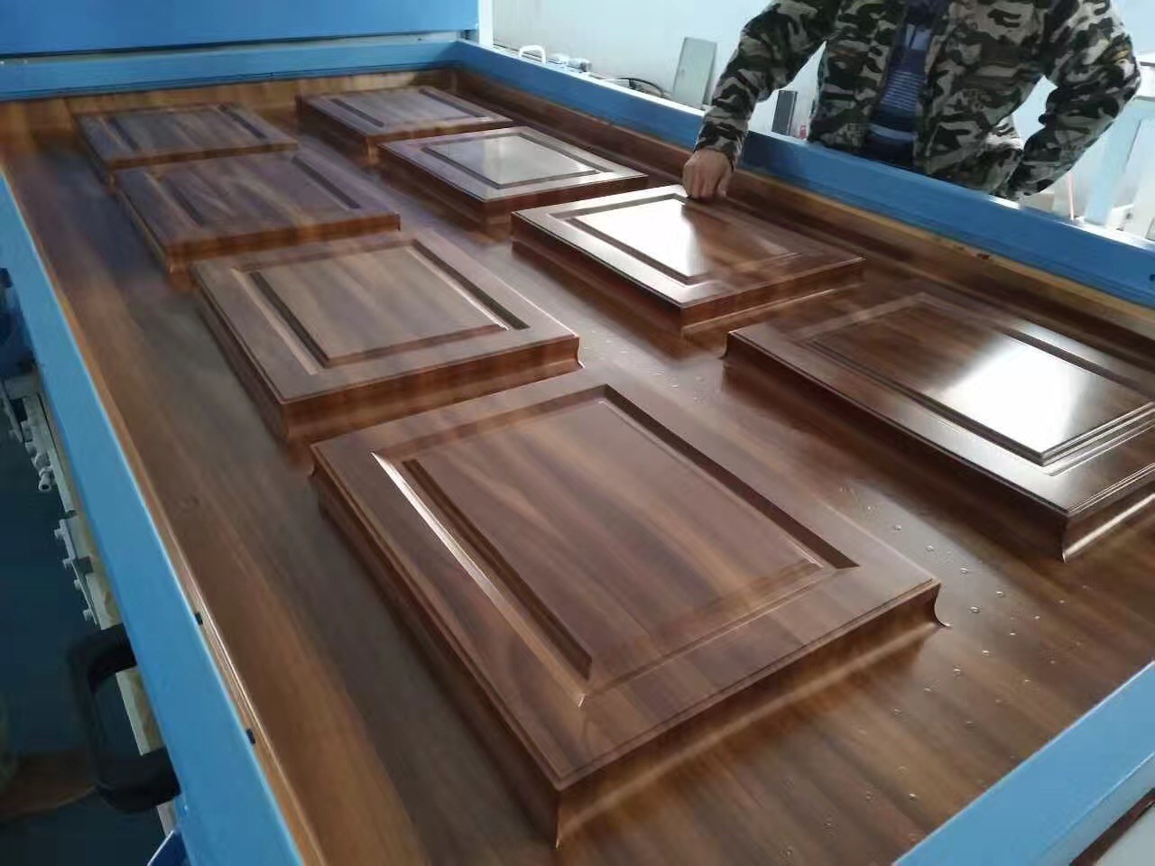 Single worktable Pvc Door Vacuum Press Machine Suppliers and Manufacturers