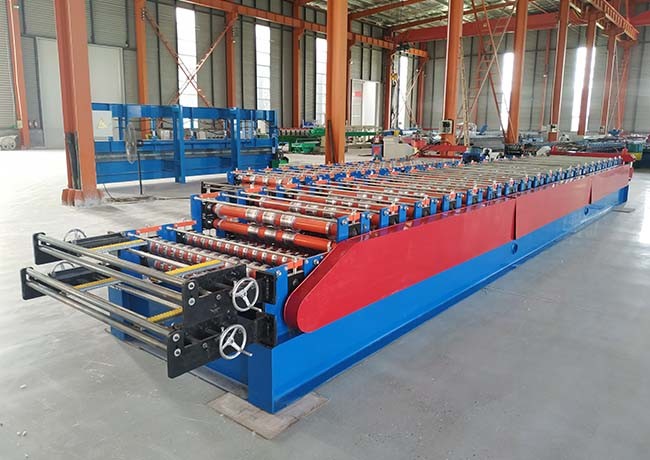 Customized Color Steel Roof Roll Forming Machine , Wall Panel Roll Forming Machine