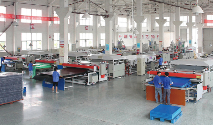 PP Corrugated Plastic Formwork Production