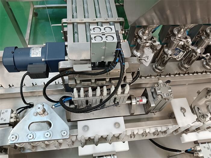 SIEMENS Touch Screen Operation Automatic Gel Filling Machine for GMP Standard