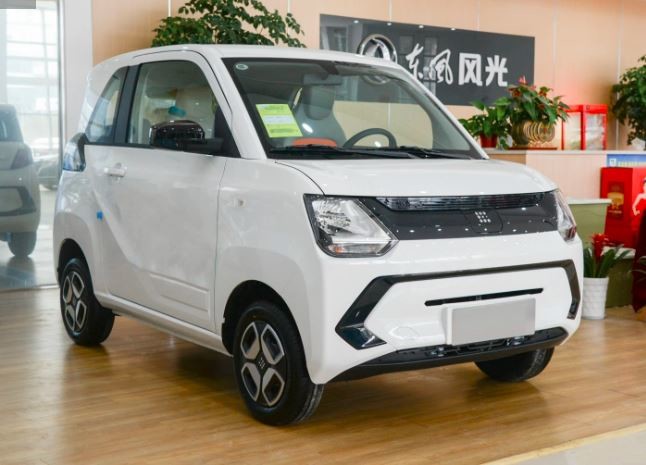 Dongfeng FENGON Mini Electric Cars 3 Door 4 Seats 100km/H Electric SUV Car