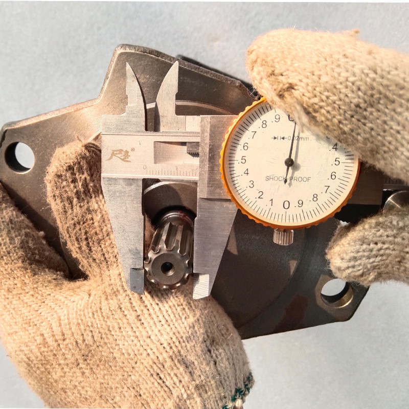 Excavator U15 U15-3 Main Hydraulic Pump PVD-00B-16P-6AG3-5220A For Nachi PVD Series