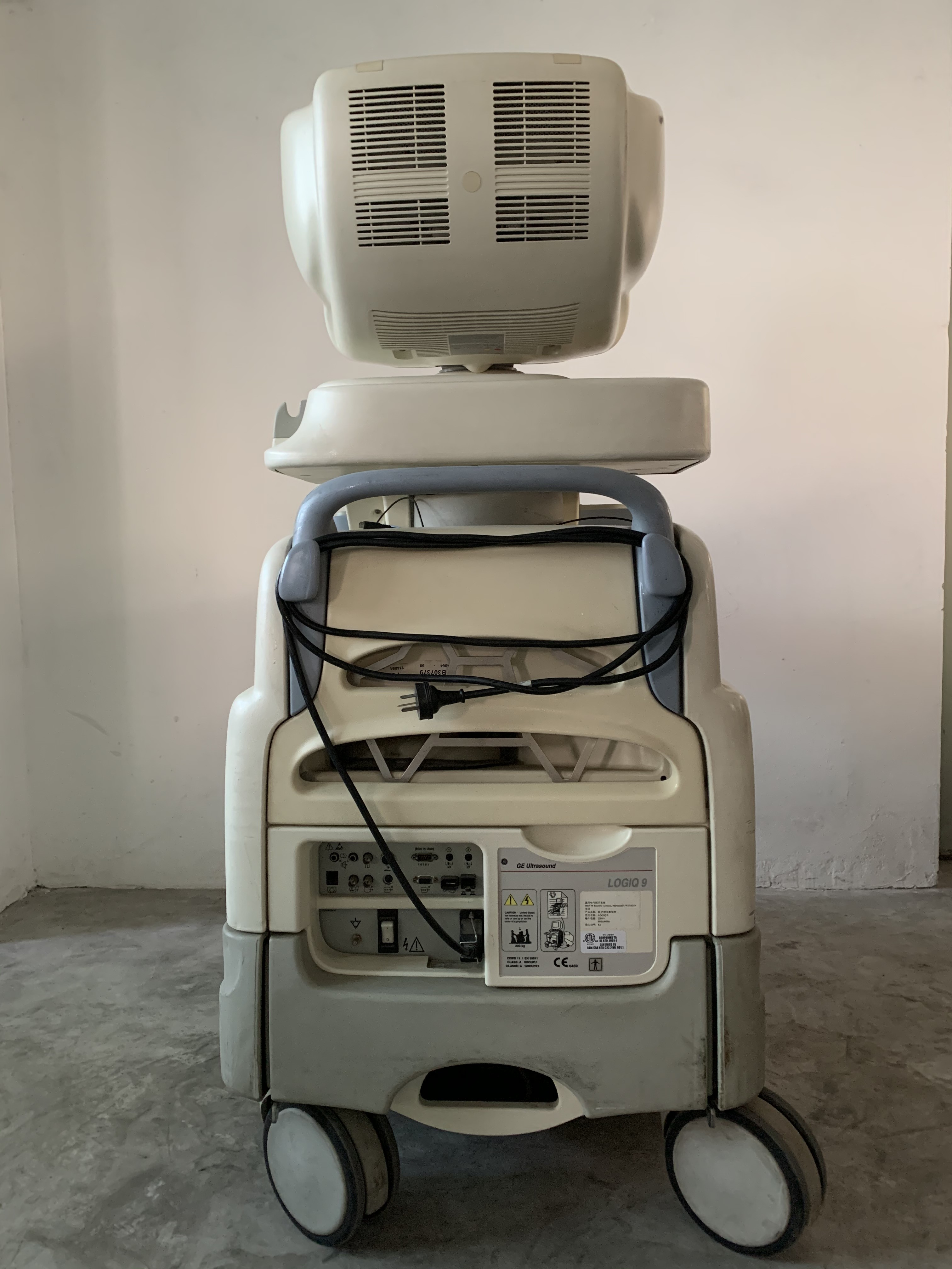Picture Personal Sonogram Machine , GE Logiq 9 Ultrasound Machine