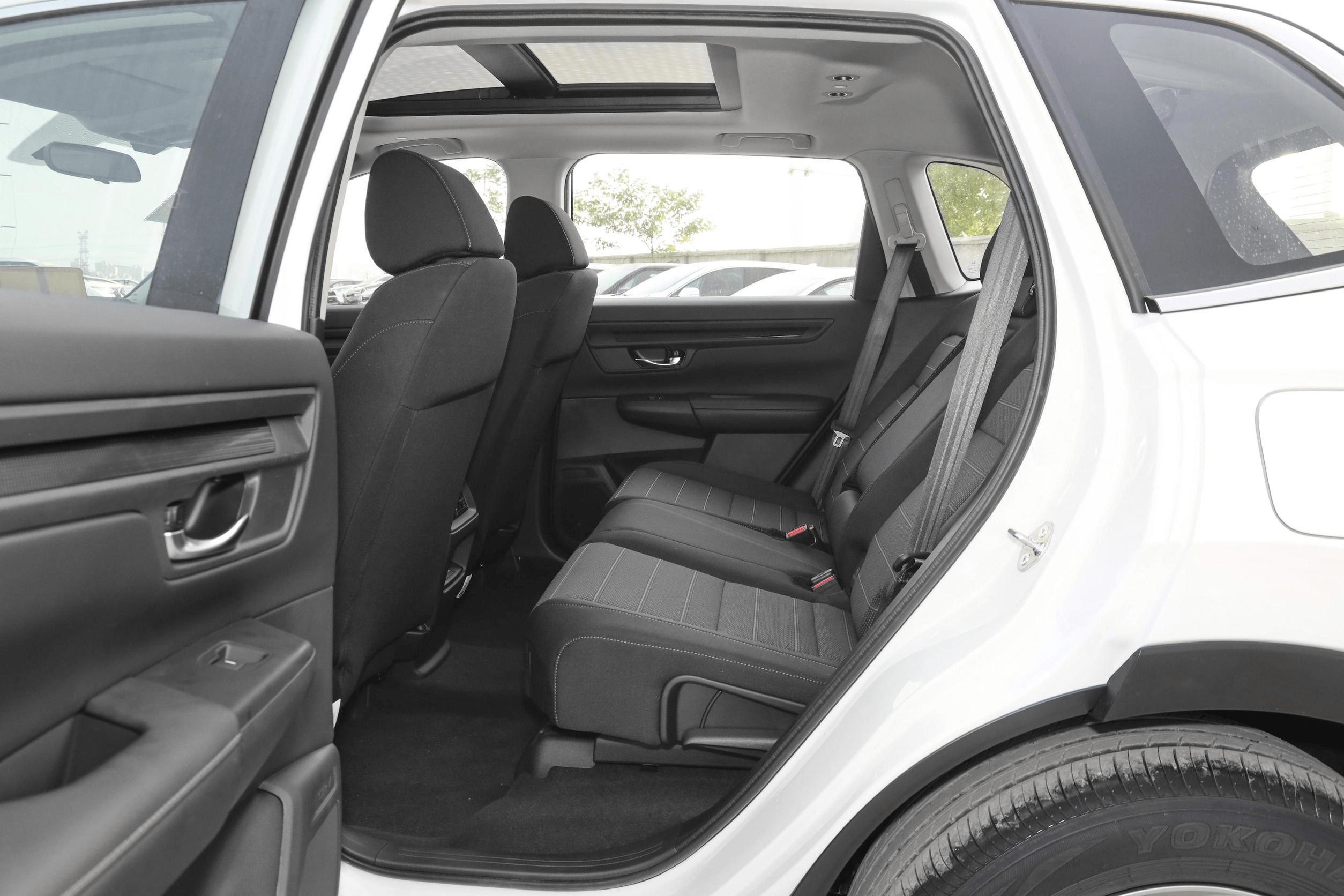 Dark Interior 2024 Hon-da C-R-V 1.5T 2.0L CVT 5-Seater SUV Well-Equipped Petrol 0KM Second Hand Left Steering R17 Tires Turbo