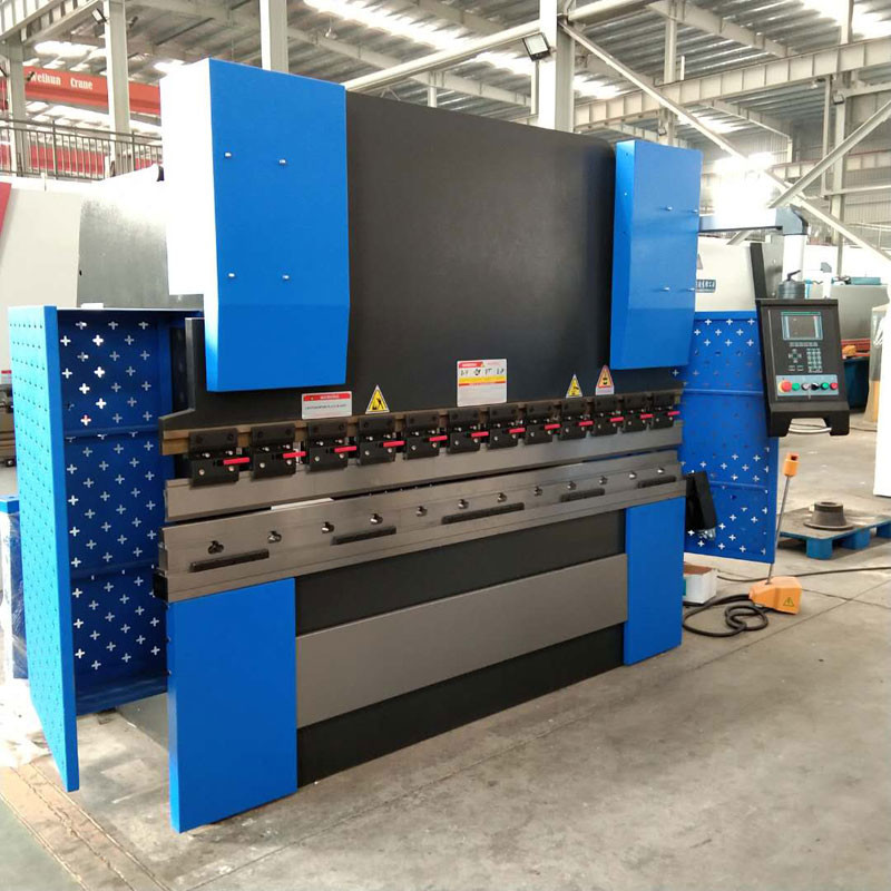 E300 Press Brake Hydraulic Bending Machine 40T1600MM For Metal Steel Plate