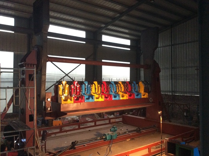 FRP Material Frisbee Carnival Ride , 16 Seats Thrilling Amusement Park Rides