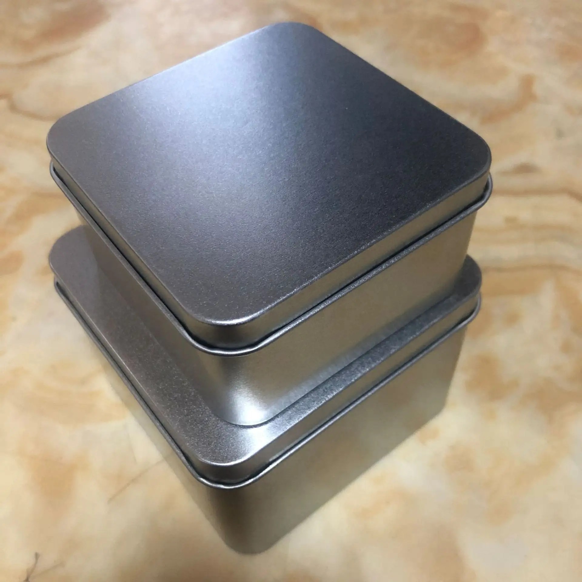 good quality Tinplate Sheet With 6 Color Printed 4 Color Printed Tinplate For Food Cans White Gold Print