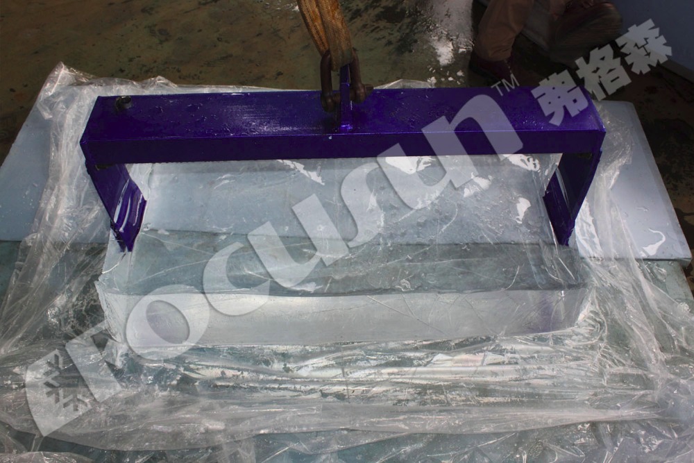 Transparent Block Ice Making Machine 15kg Weight for ICE BLOCK Carving Creations