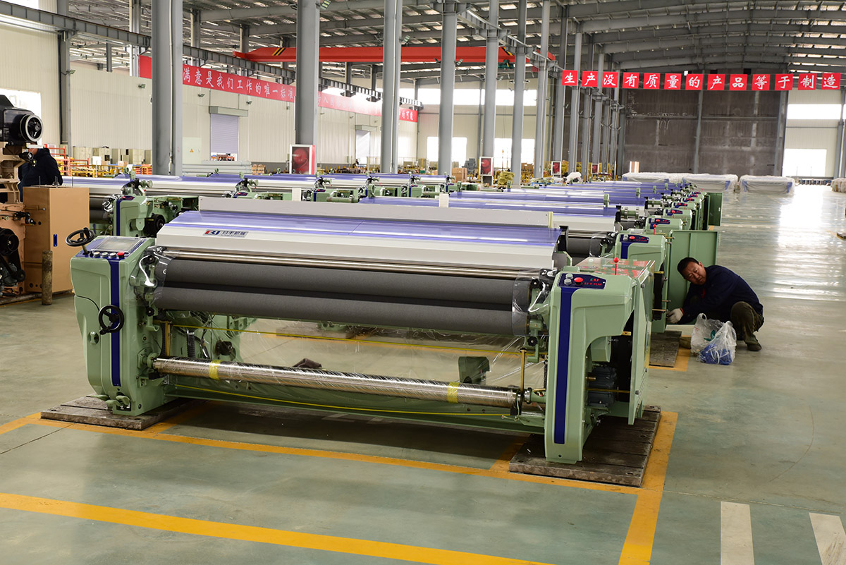 High Speed Cam Water Jet Loom With Dobby Shedding Double Nozzles For Pakistan Market