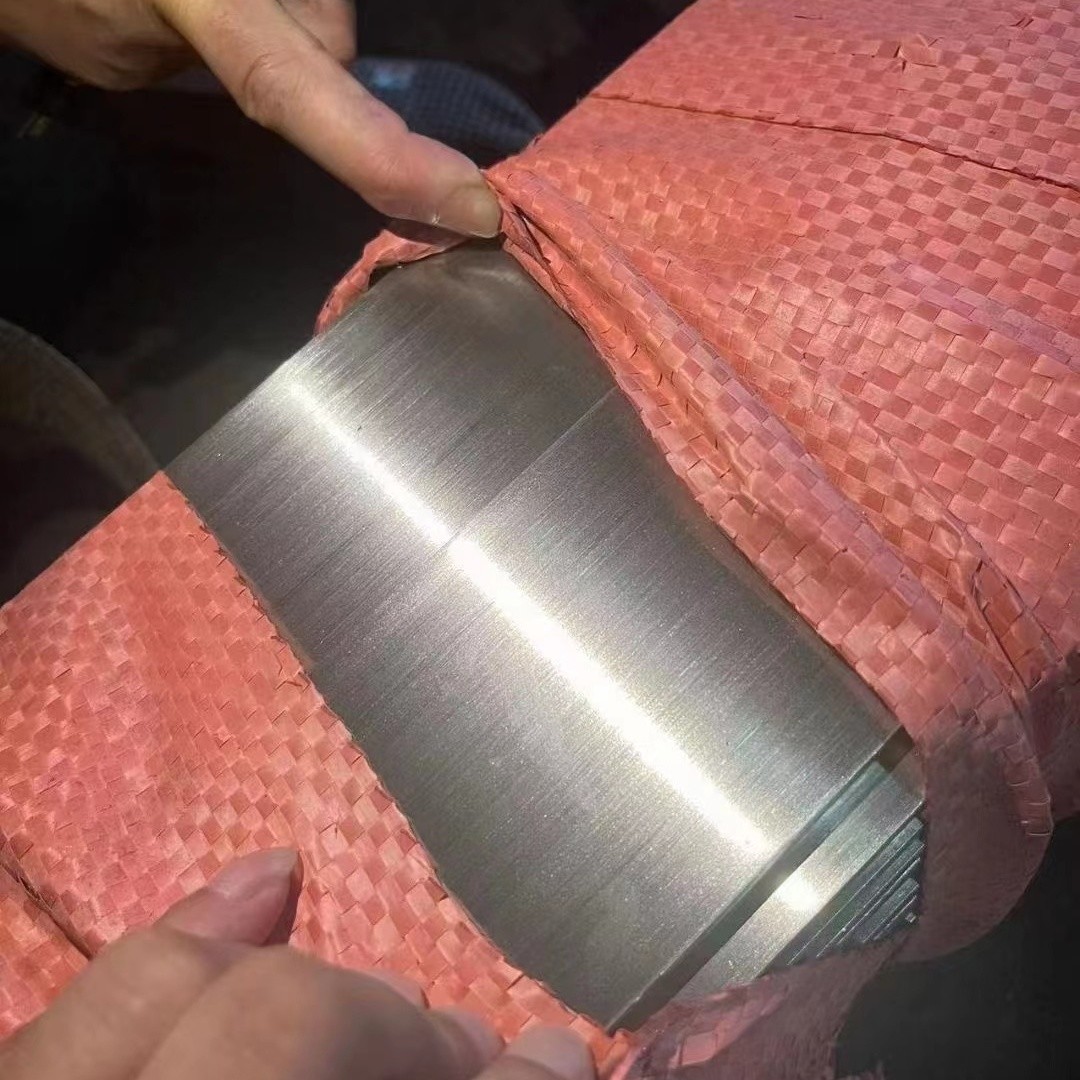 Stainless Steel Flat Bar Brushed Surface TP316L 40*4*6000mm Hot Rolled SS 316L Flat Bar Sizes