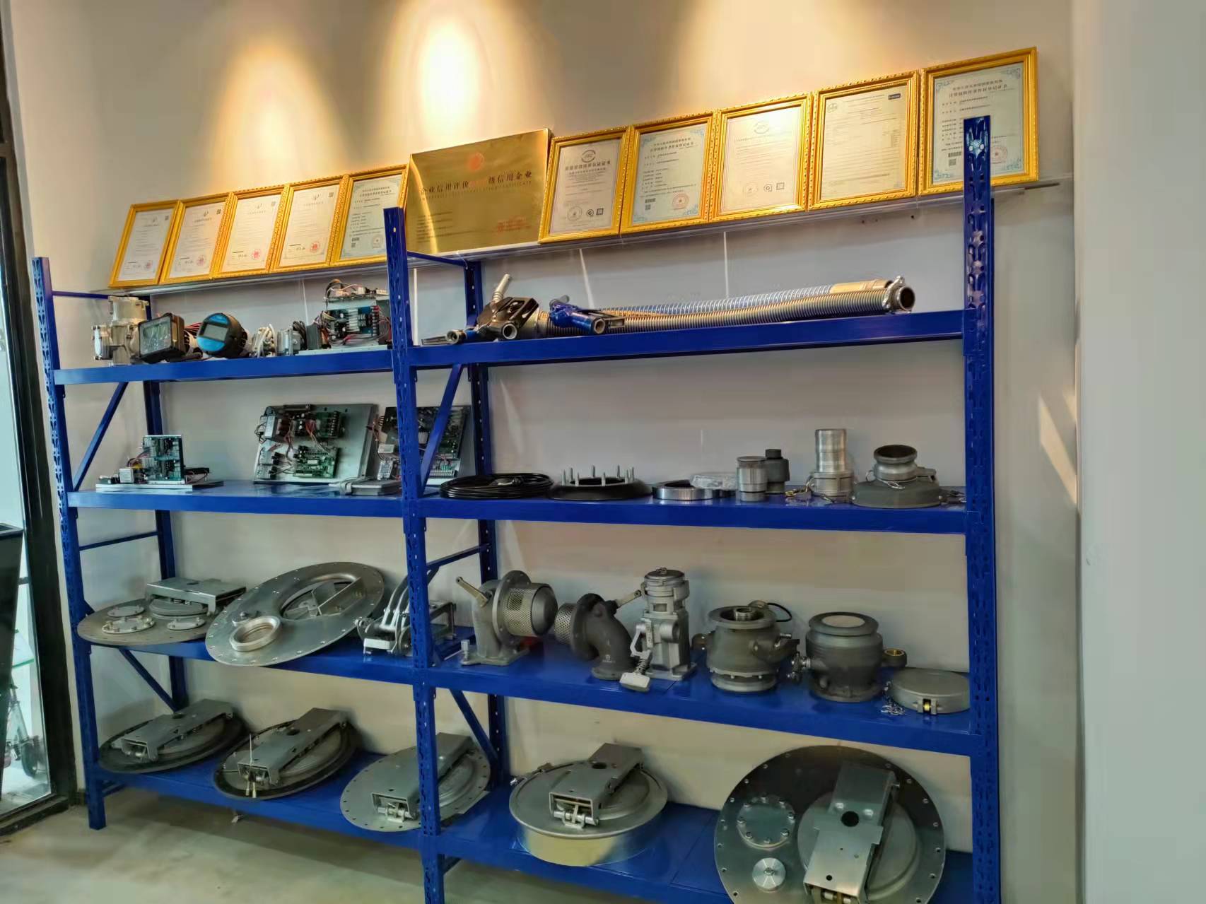 Petrol Station Fuel Vendo Machine Pump TATSUNO Nozzle