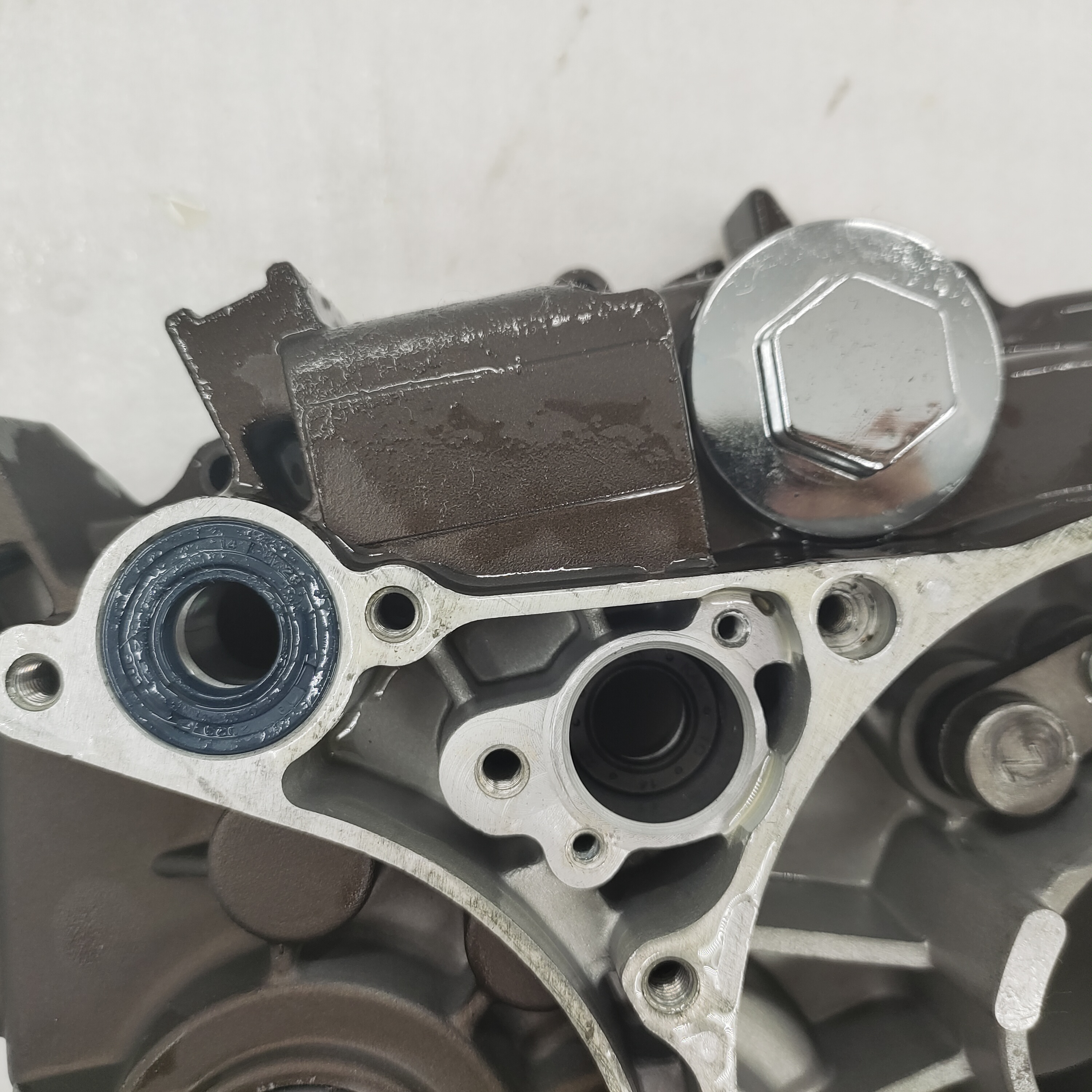 High Precision Tricycle Engine Parts in Brown for Motorcycle LF150cc 250cc Engine