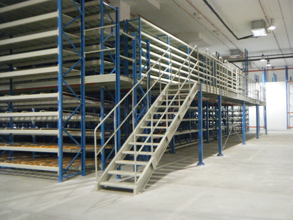 Durable Storage Industrial Mezzanine Systems Custom Size Powder Coating Surface
