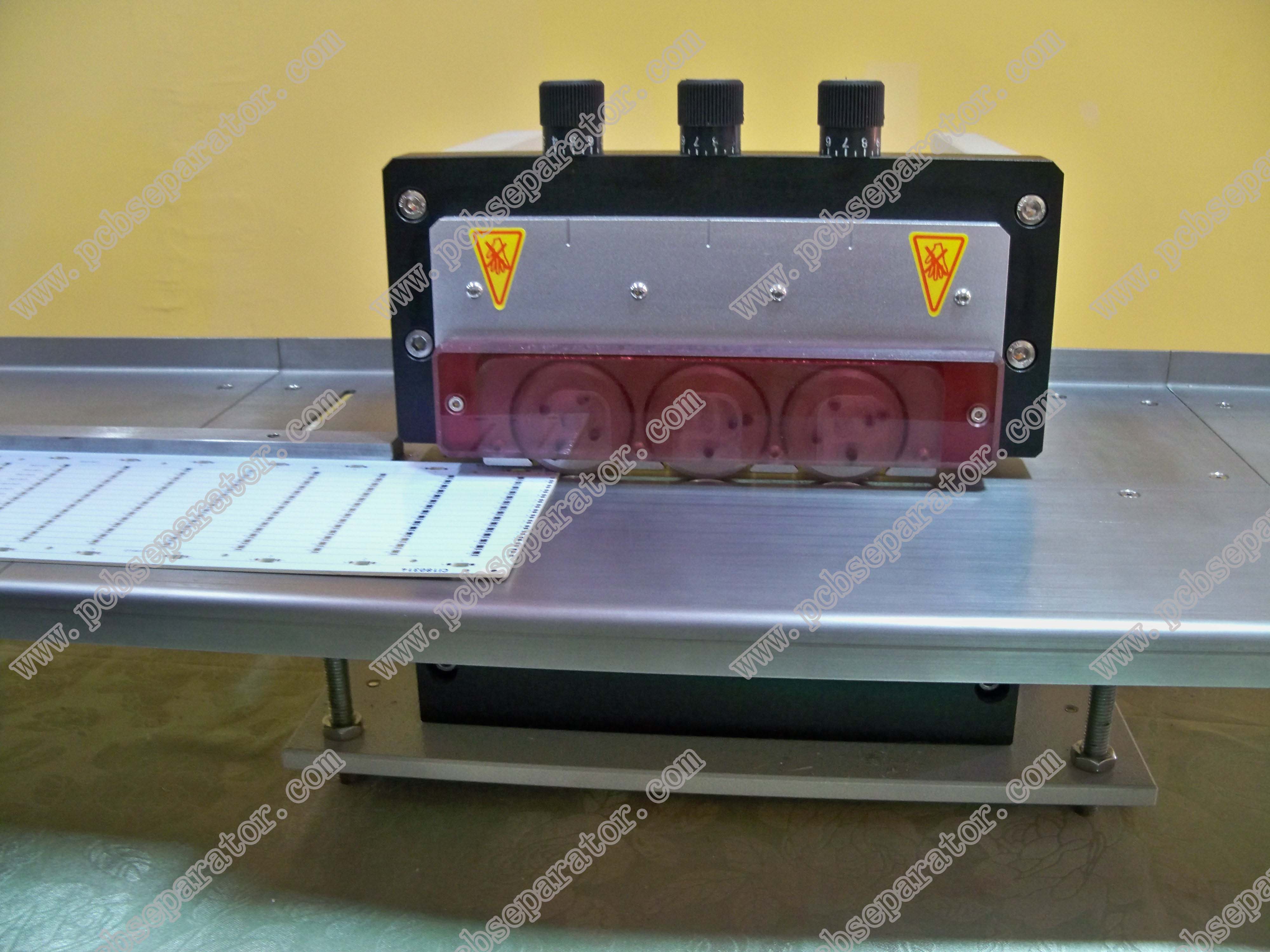 Pre-Scoring Pcb Depaneling Machine for LED Tube T8 Strip with Six Blades