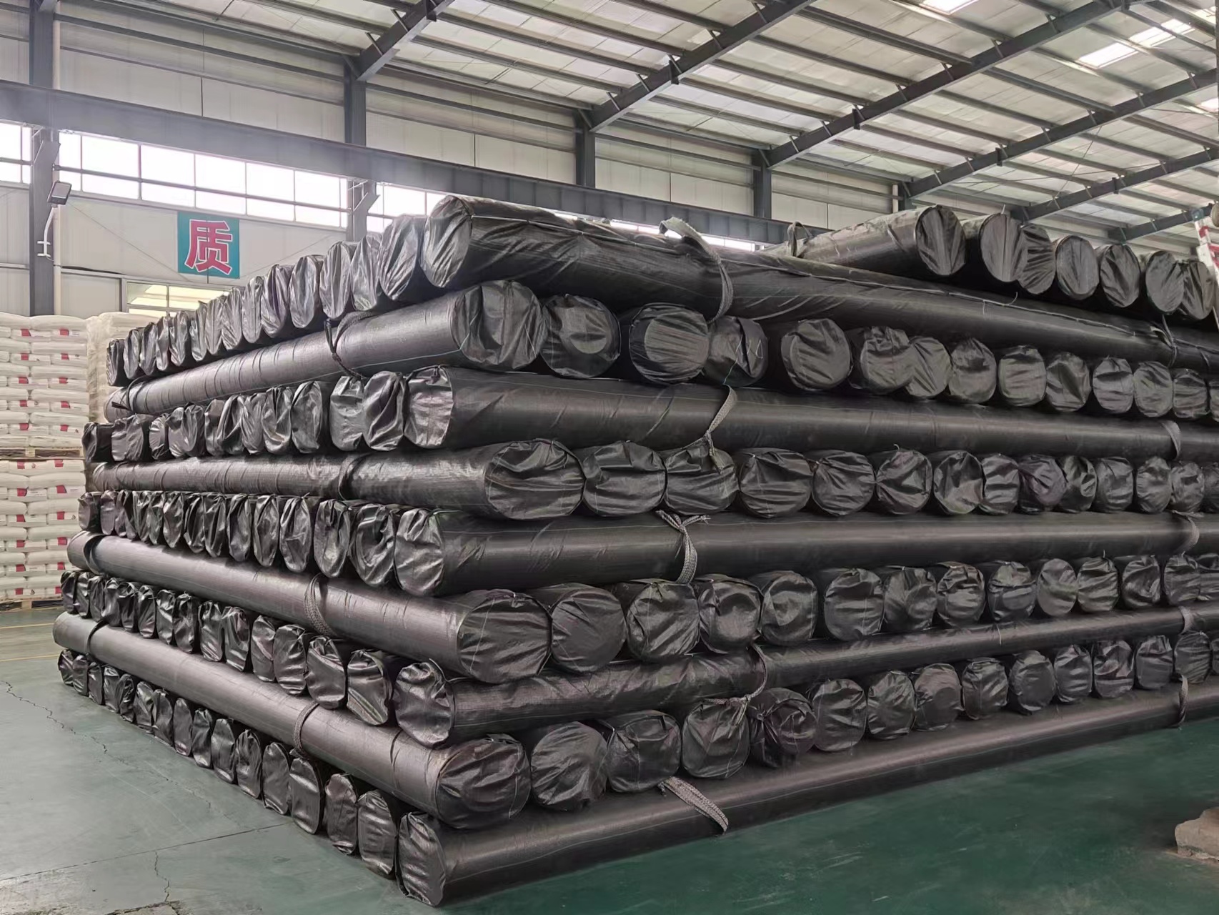Waterproof Board 1.0mm 60mil HDPE Geomembrane Liner Length 50m-200m/roll Sample Freely