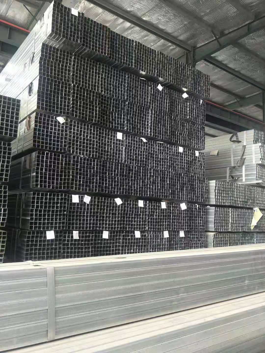 High Stiffness Schedule 40 Steel Tube , Durable Flat End Hollow Square Pipe