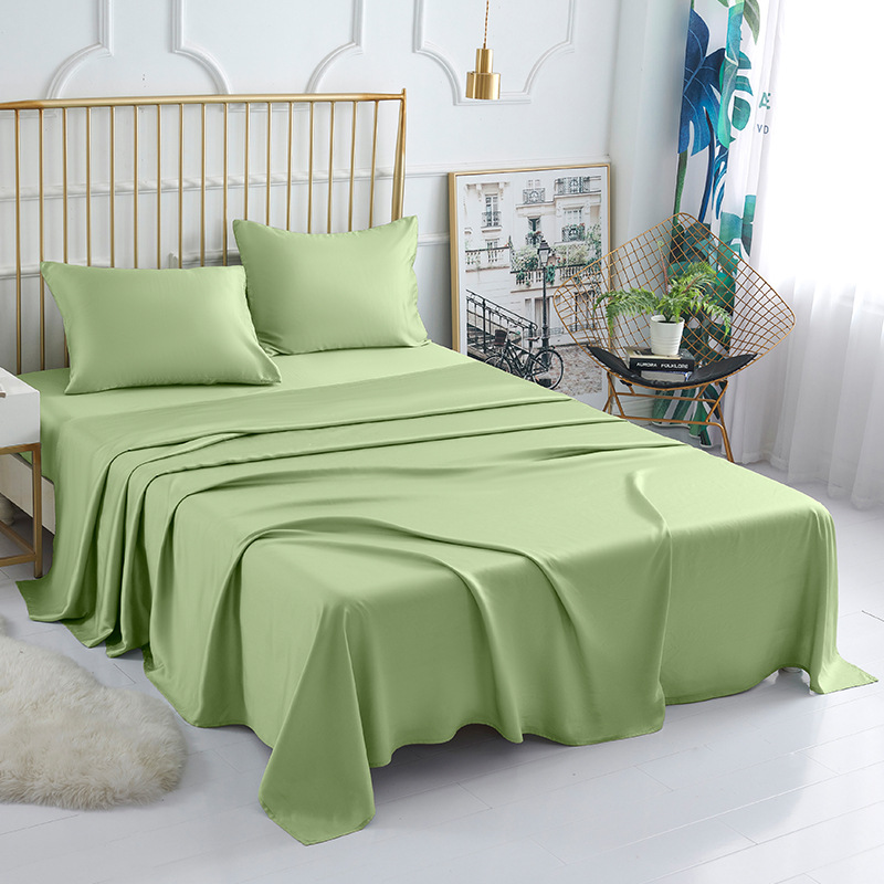 All-Season Solid Pattern King Size Microfiber Hotel Bedding Sets at Reador for Hotels