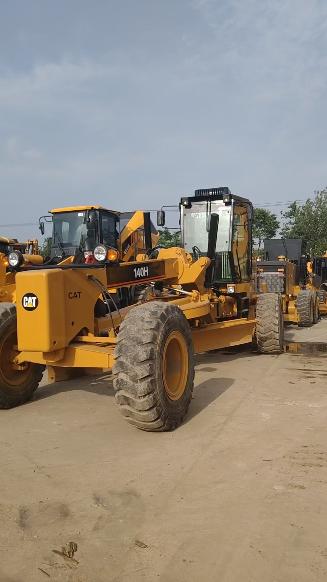 Good Condition Caterpillar CAT 140 Grader Construction Machinery CAT 140 Used Grader in Stock