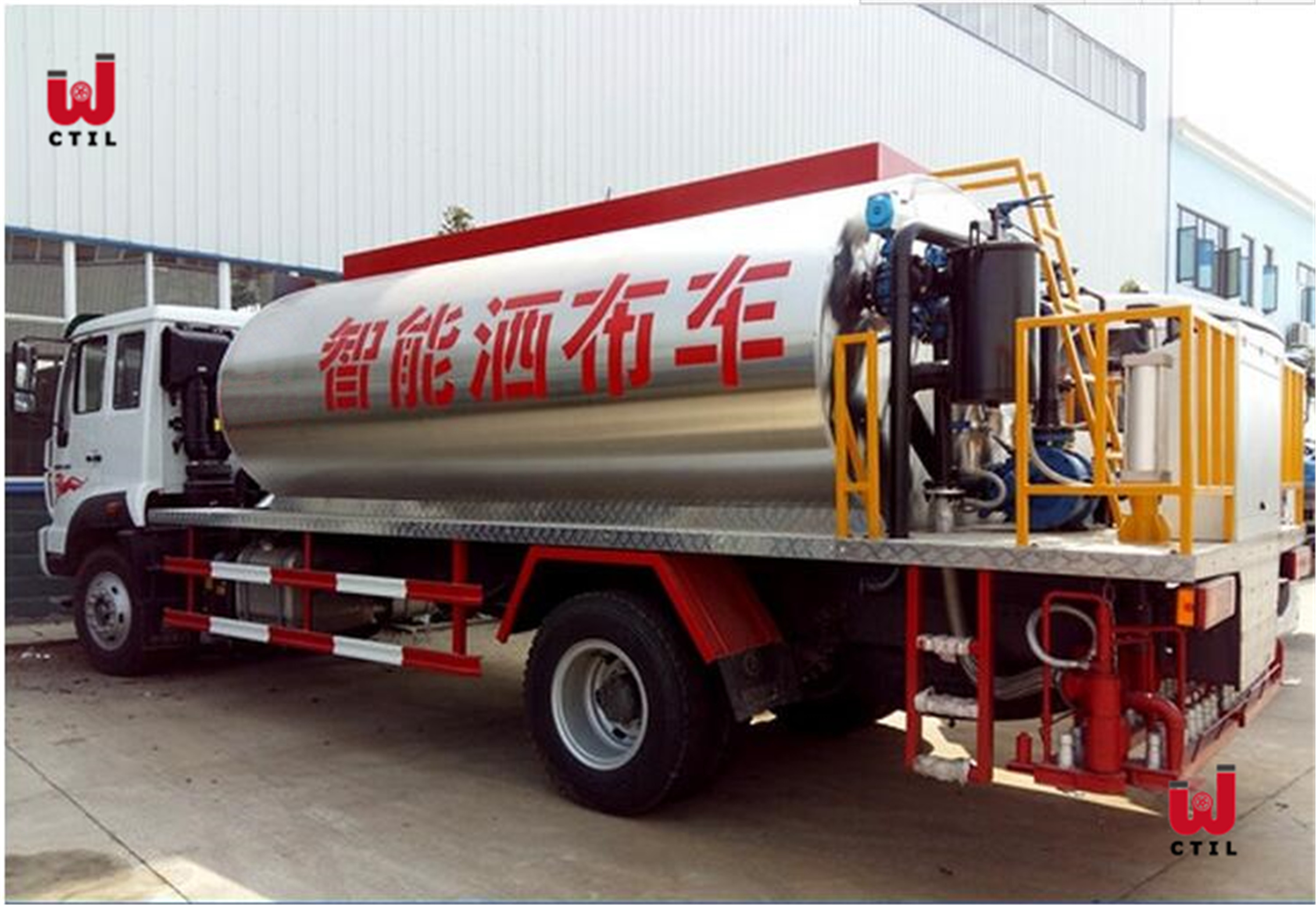 11t Road Construction Truck 180HP Bitumen Distributor Truck