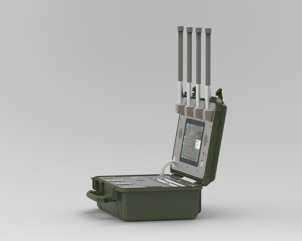 2.4G 5.8g 1.4G 5, 2g 900m Uav Signaling Equipment Uav Defense System Briefcase