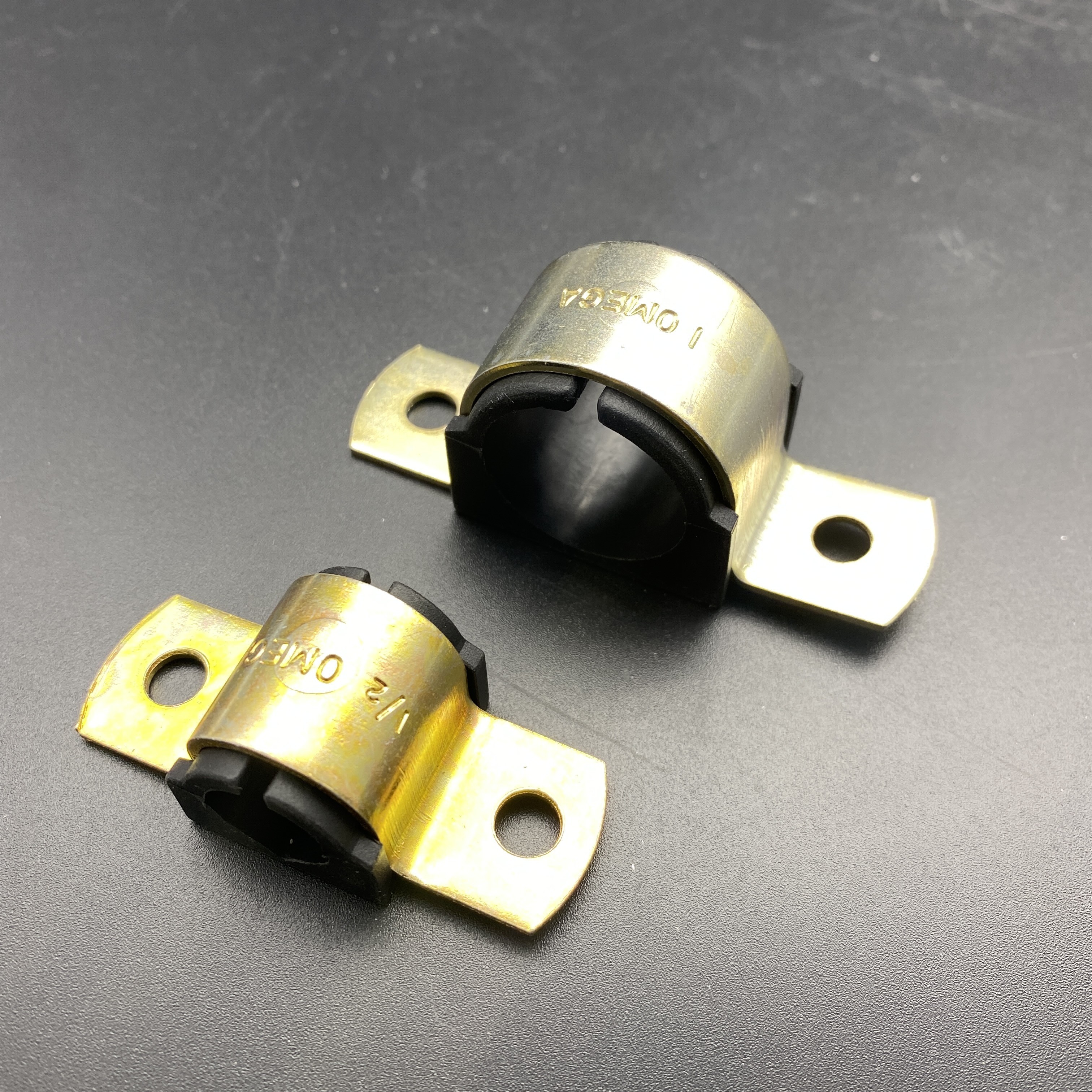 Gold Zinc 1'' Two Holes Omega Pipe Cushion Clamps